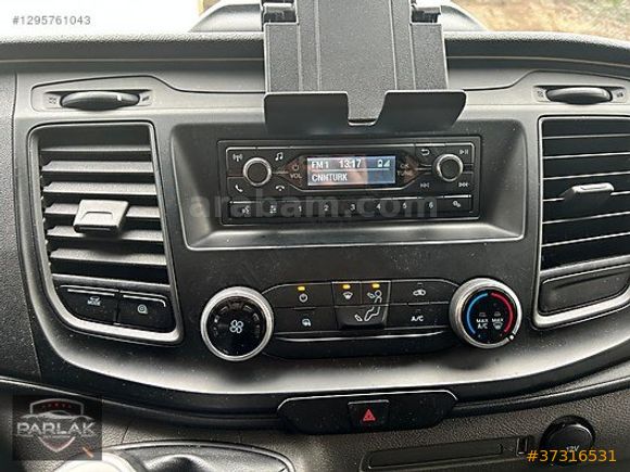 SET MOTORS FORT CUSTOM PANEL VAN