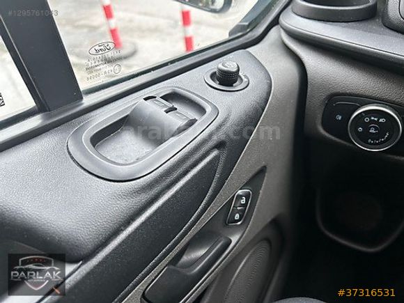 SET MOTORS FORT CUSTOM PANEL VAN