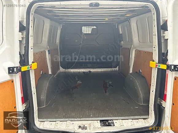 SET MOTORS FORT CUSTOM PANEL VAN