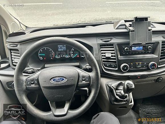 SET MOTORS FORT CUSTOM PANEL VAN