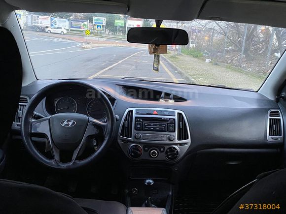 Sahibinden Hyundai i20 1.2 D-CVVT Elite 2013 Model İstanbul