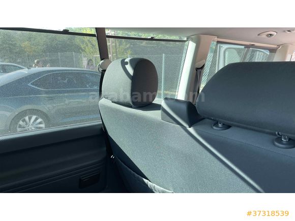 Sahibinden Volkswagen Caravelle 2.0 TDI Comfortline 2015 Model  412.000 km Beyaz