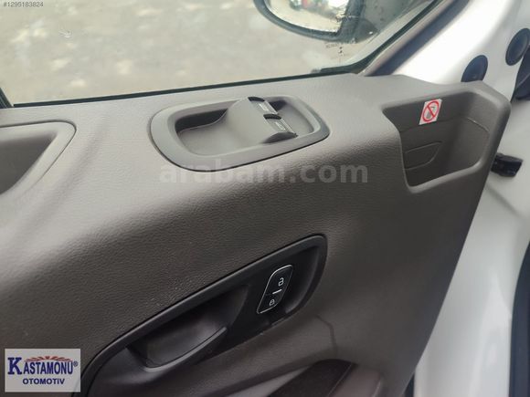 KASTAMONU OTOMOTİV'DEN 2022 FORD TRANSİT 330S KAMYONET