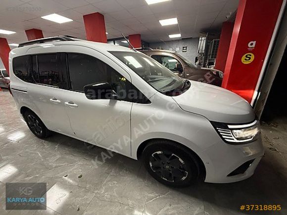 KARYA AUTO GARAGE 2025 RENAULT KANGO ICONİC %20 FATURALI HATASIZ