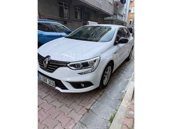 Sahibinden Renault Megane 1.3 TCe Joy 2020 Model 