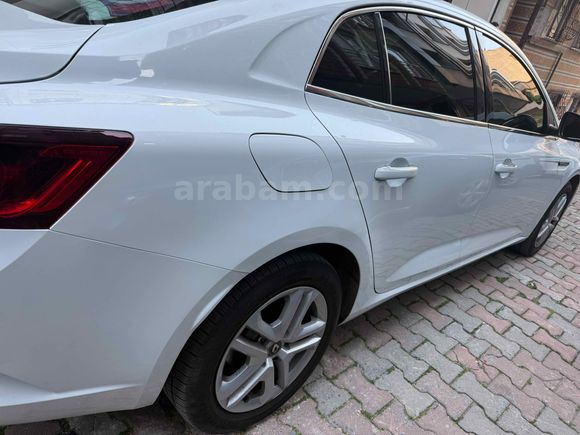 Sahibinden Renault Megane 1.3 TCe Joy 2020 Model 