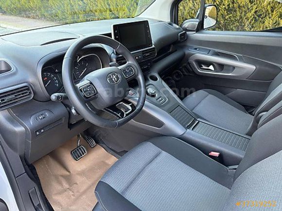 _2023 TOYOTA PROACE CİTY 1.5D PASSİON X-PACK_59.oooKM'de_BOYASIZ