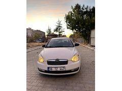 Sahibinden Hyundai Accent Era 1.4 Team 2010 Model  266.000 km Beyaz