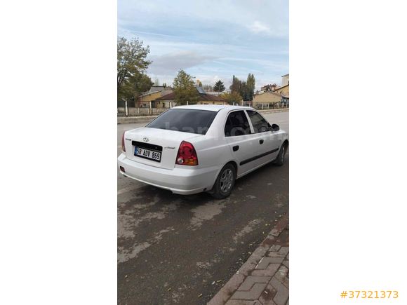 Sahibinden Hyundai Accent 1.3 Admire 2005 Model 
