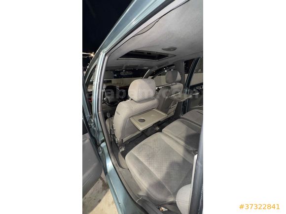 Temiz sunrooflu Aile Aracı
