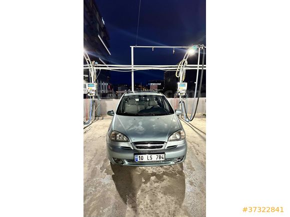 Temiz sunrooflu Aile Aracı