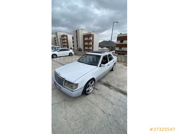 TAKASA AÇIK SAHİBİNDE AİLE ARACI