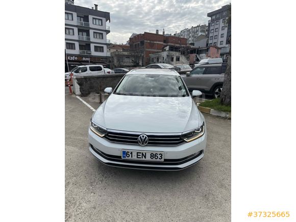 Sahibinden Volkswagen Passat 1.4 TSi BlueMotion Comfortline 2016 Model  230.000 km Beyaz