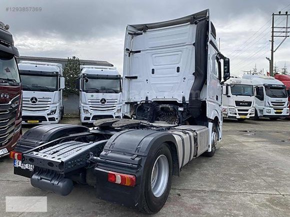 ÖZLER OTOMOTİV 'den Mercedes actros 1845