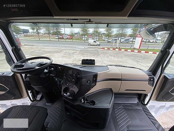 ÖZLER OTOMOTİV 'den Mercedes actros 1845