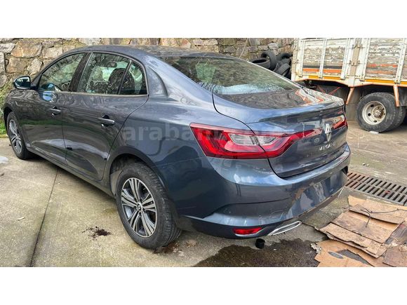 HURDA BELGE 1.3 TCE OTOMATİK MEGANE 2024
