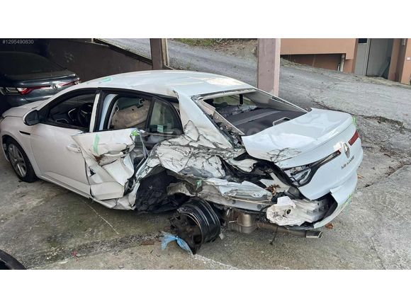HURDA BELGE 1.3 TCE OTOMATİK MEGANE 2024