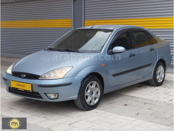 2004 model Ford Focus Benzin lpğ