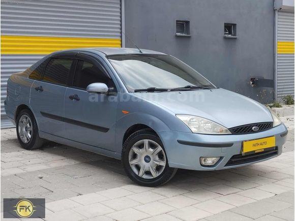 2004 model Ford Focus Benzin lpğ