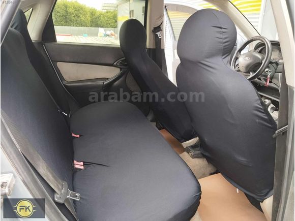 2004 model Ford Focus Benzin lpğ