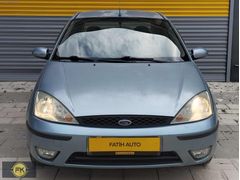2004 model Ford Focus Benzin lpğ