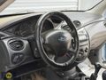 2004 model Ford Focus Benzin lpğ