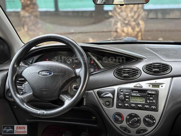 EMİN OTOMOTİV'den tek değişenli, 235 bin km'de tertemiz FOCUS