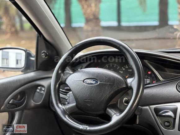 EMİN OTOMOTİV'den tek değişenli, 235 bin km'de tertemiz FOCUS