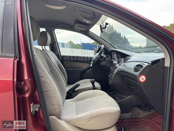 EMİN OTOMOTİV'den tek değişenli, 235 bin km'de tertemiz FOCUS