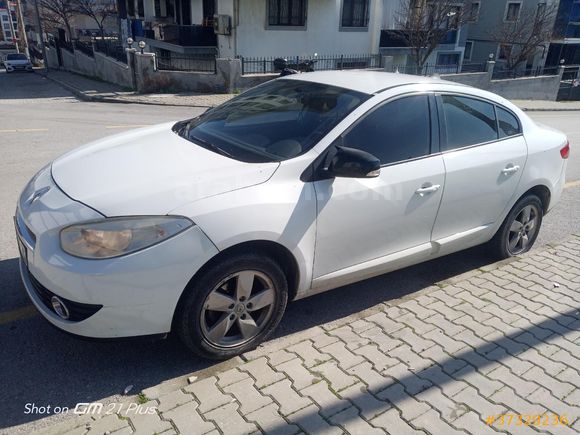 ACİL  Fluence 1.5 dCi Extreme 2012 Model  169 bin km Beyaz