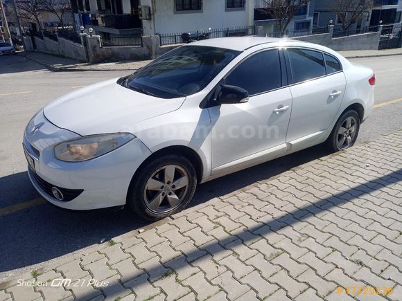ACİL  Fluence 1.5 dCi Extreme 2012 Model  169 bin km Beyaz
