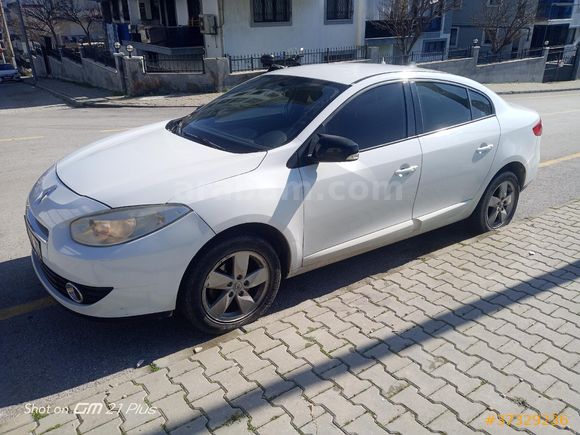 ACİL  Fluence 1.5 dCi Extreme 2012 Model  169 bin km Beyaz