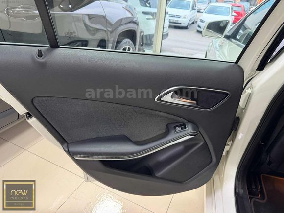 2017 MODEL MERCEDES A180 STYLE 149.000KM BOYASIZ HATASIZ İLK EL
