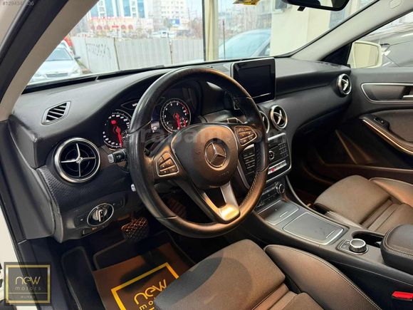 2017 MODEL MERCEDES A180 STYLE 149.000KM BOYASIZ HATASIZ İLK EL