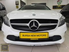 2017 MODEL MERCEDES A180 STYLE 149.000KM BOYASIZ HATASIZ İLK EL