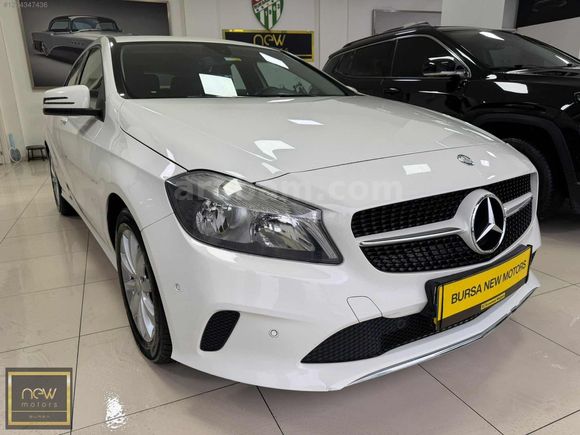 2017 MODEL MERCEDES A180 STYLE 149.000KM BOYASIZ HATASIZ İLK EL