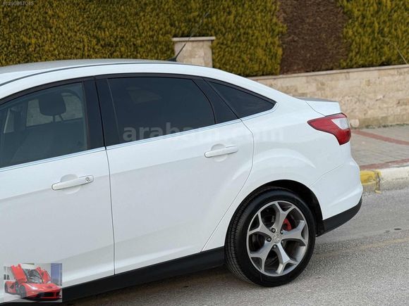 128.000 KM EMSALSİZ GÜZELLİKTE TİTANİUM FULL