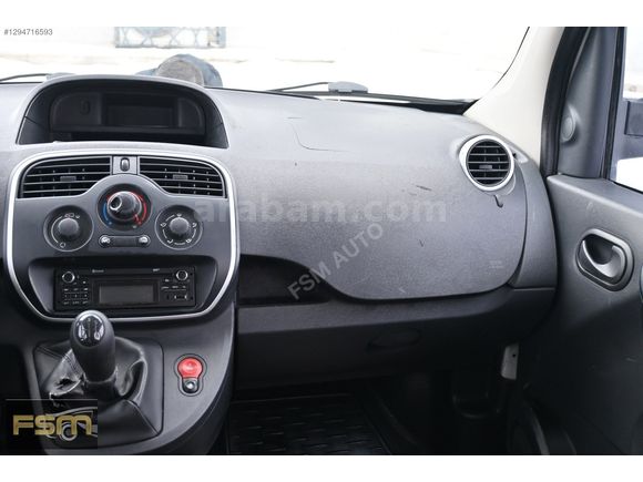 FSM AUTO'dan 2017 RENAULT KANGOO MULTİX 1.5 DCİ JOY 219.000 KM