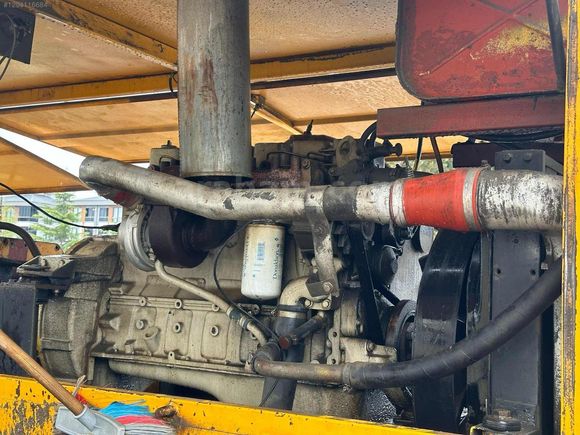 MRC- 2004 FORD CARGO 1824 YER BETON POMPASI