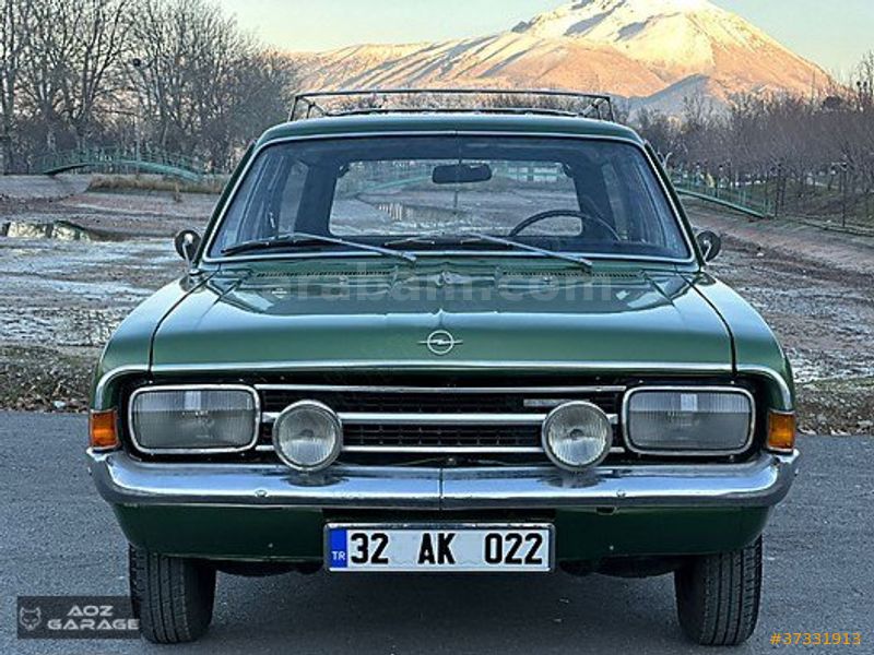 Galeriden Opel Rekord 1971 Model Antalya 40.000 km Yeşil