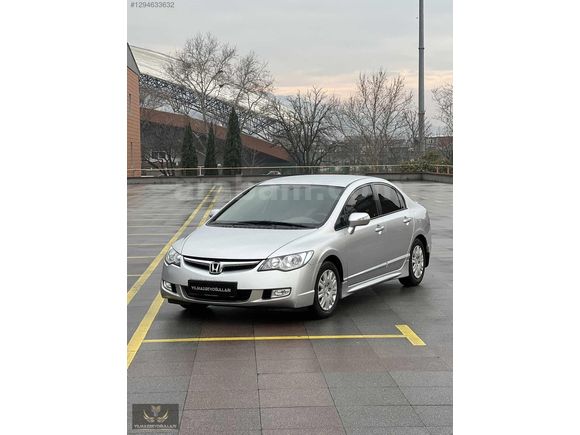 OTOMATİK HONDA CİVİC-DÜŞÜK KM-YETKİLİ SERVİS BAKIMLI