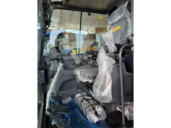 Uzel tarımdan sıfır E57c ekskavatör