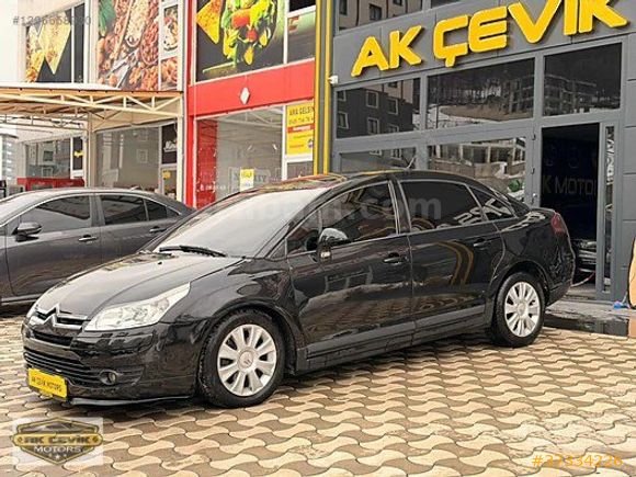 ÇOK TEMİZ DÜZGÜN ARAÇ