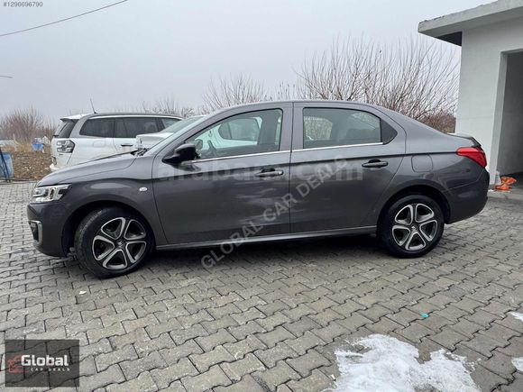 Global Car Deals'tan Hatasız Boyasız Elysee