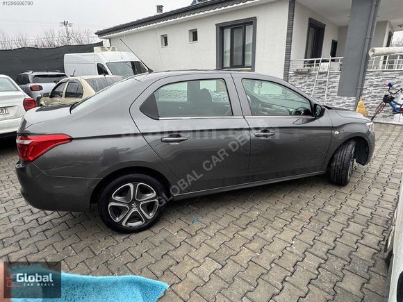 Global Car Deals'tan Hatasız Boyasız Elysee