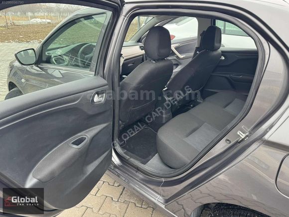 Global Car Deals'tan Hatasız Boyasız Elysee
