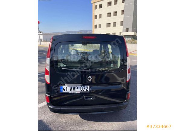 Sahibinden Renault Kangoo Multix 1.5 dCi Touch 2013 Model 