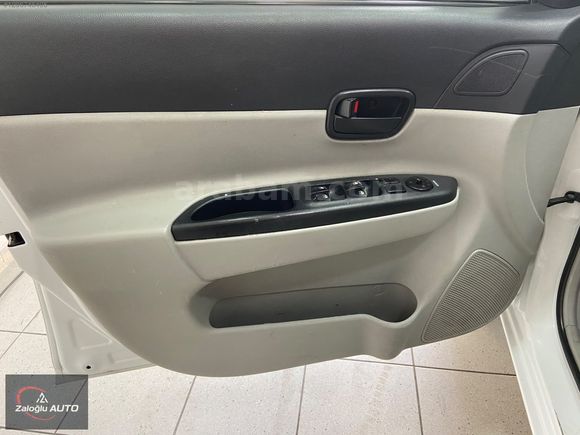 ZALOĞLU AUTO'DAN 2009 HASARSIZ BAKIMLI ACCENT ERA 1.6 SELECT