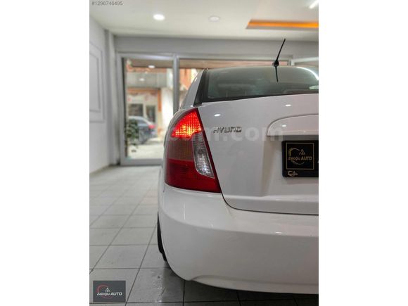 ZALOĞLU AUTO'DAN 2009 HASARSIZ BAKIMLI ACCENT ERA 1.6 SELECT