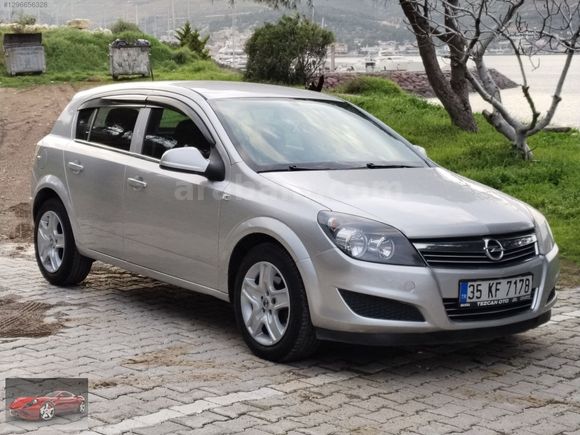 OPEL ASTRA 2014 ÇIKIŞLI 1.6 BENZİNLİ
